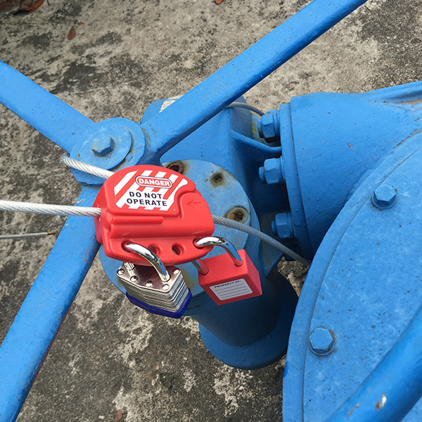 可調(diào)節(jié)纜繩鎖M-L01